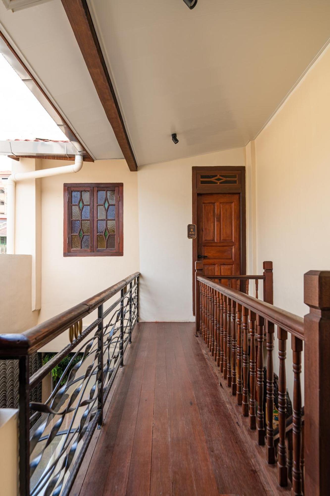 Old Town Story Linn House * George Town
