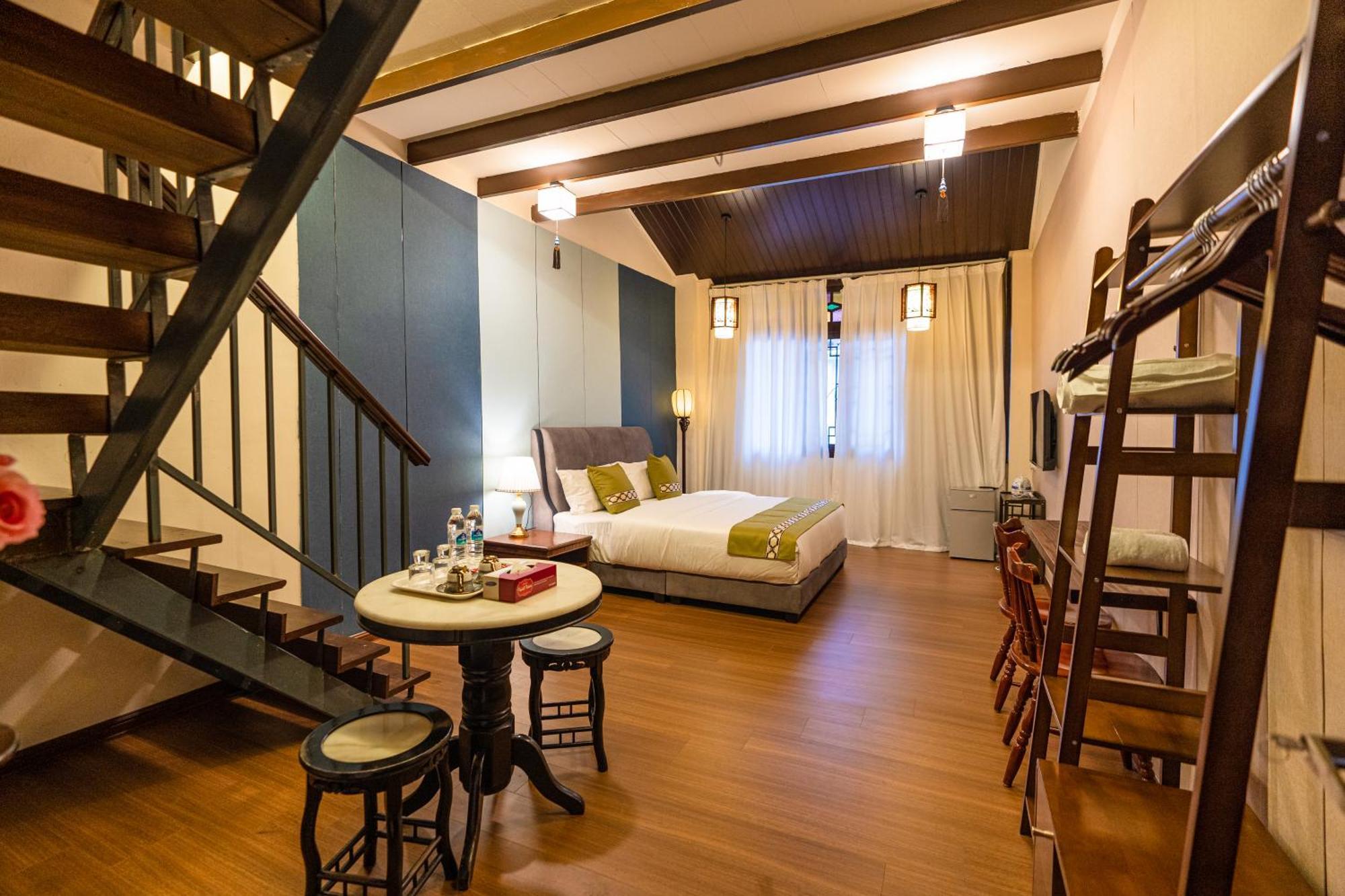 Old Town Story Linn House Aparthotel